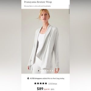 Athleta Pranayama Restore Wrap in light heather gray